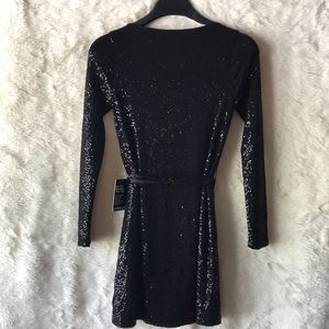💕Express Black Cocktail Dress with Sequins 💕🌸💕